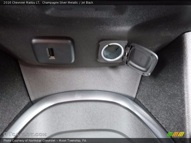 Champagne Silver Metallic / Jet Black 2016 Chevrolet Malibu LT