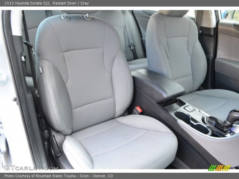 Radiant Silver / Gray 2013 Hyundai Sonata GLS