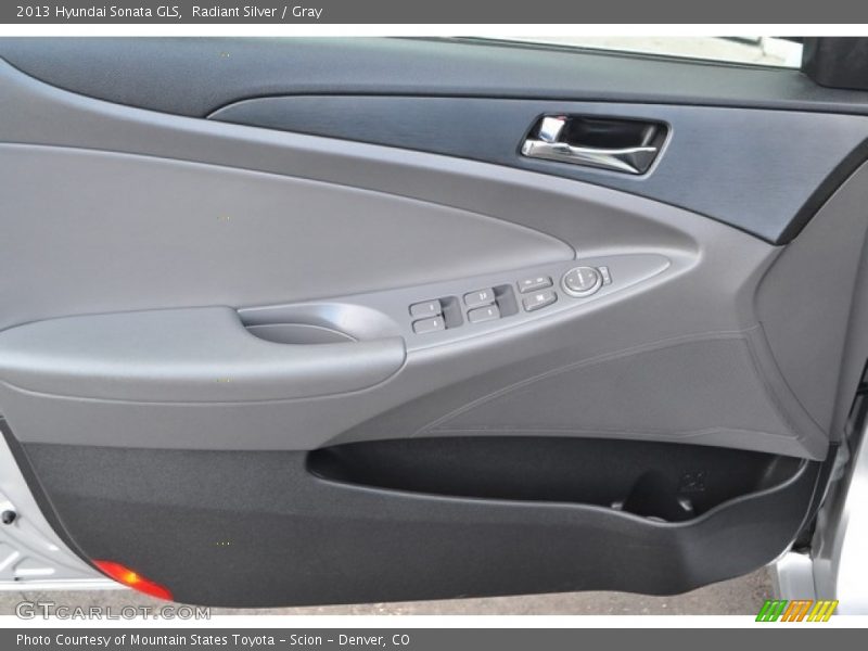 Radiant Silver / Gray 2013 Hyundai Sonata GLS