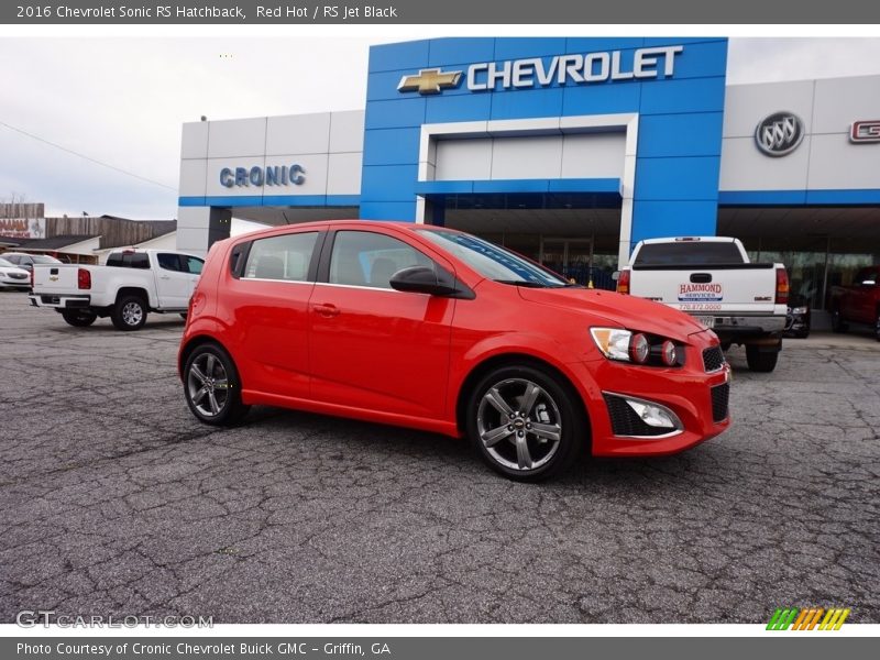 Red Hot / RS Jet Black 2016 Chevrolet Sonic RS Hatchback