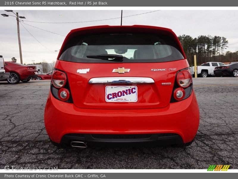 Red Hot / RS Jet Black 2016 Chevrolet Sonic RS Hatchback