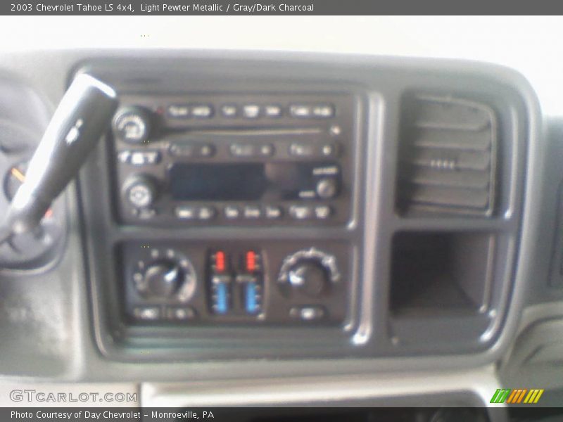 Light Pewter Metallic / Gray/Dark Charcoal 2003 Chevrolet Tahoe LS 4x4