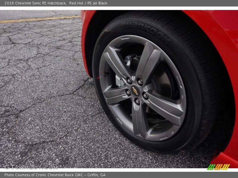 Red Hot / RS Jet Black 2016 Chevrolet Sonic RS Hatchback