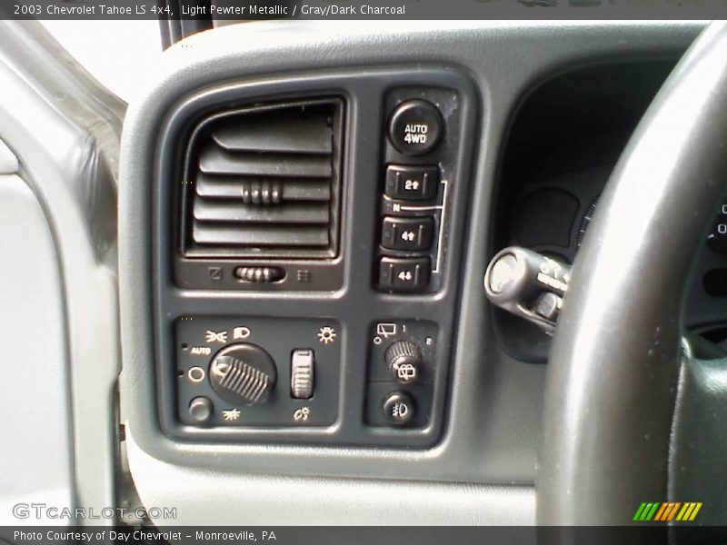 Light Pewter Metallic / Gray/Dark Charcoal 2003 Chevrolet Tahoe LS 4x4