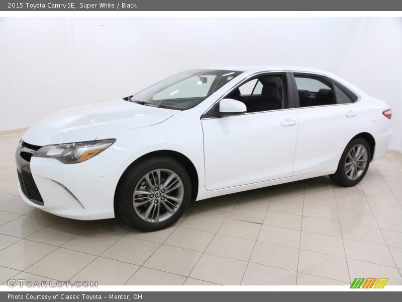  2015 Camry SE Super White