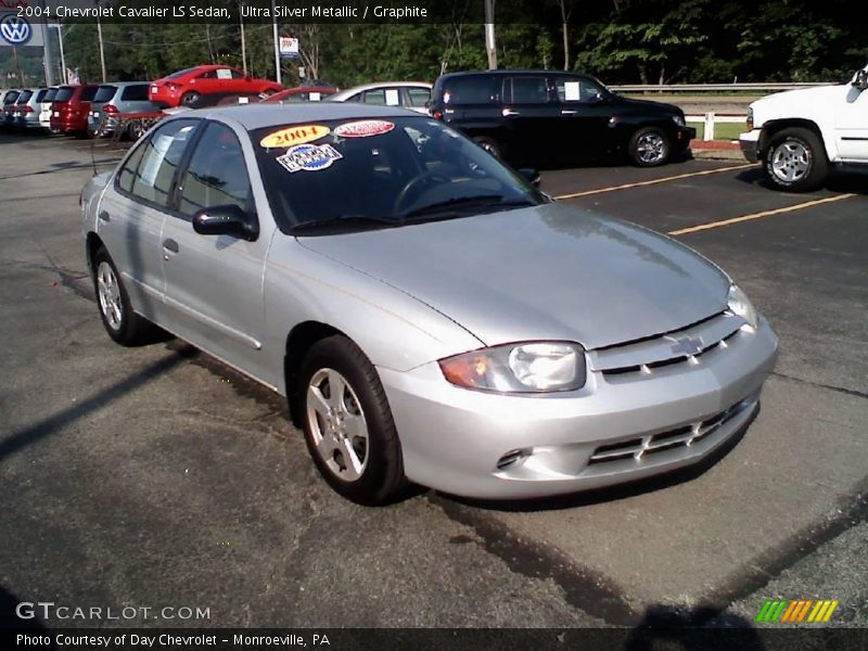 Ultra Silver Metallic / Graphite 2004 Chevrolet Cavalier LS Sedan