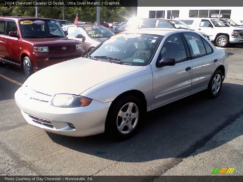 Ultra Silver Metallic / Graphite 2004 Chevrolet Cavalier LS Sedan
