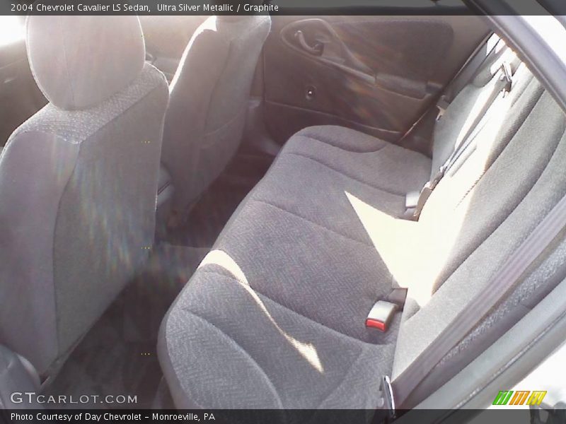 Ultra Silver Metallic / Graphite 2004 Chevrolet Cavalier LS Sedan