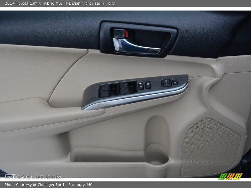Parisian Night Pearl / Ivory 2014 Toyota Camry Hybrid XLE