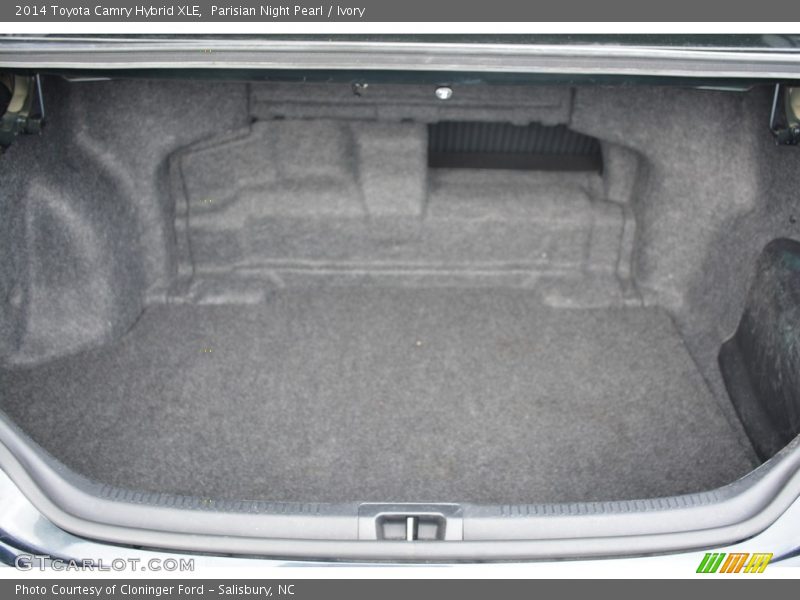 Parisian Night Pearl / Ivory 2014 Toyota Camry Hybrid XLE