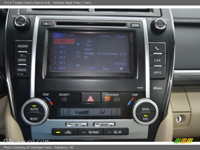 Parisian Night Pearl / Ivory 2014 Toyota Camry Hybrid XLE