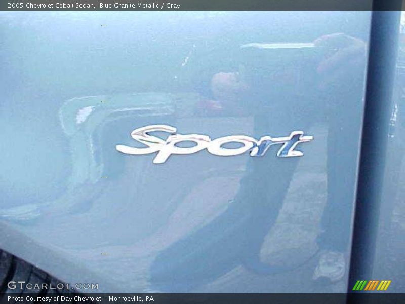 Blue Granite Metallic / Gray 2005 Chevrolet Cobalt Sedan
