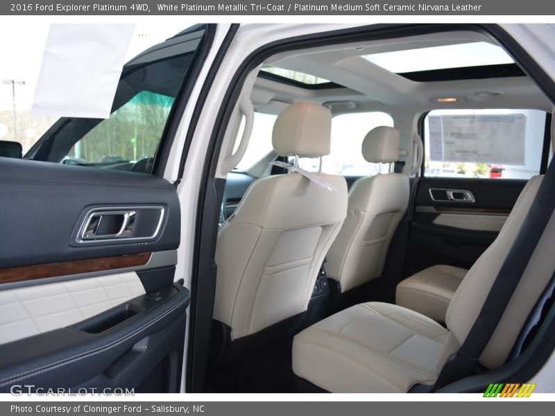 White Platinum Metallic Tri-Coat / Platinum Medium Soft Ceramic Nirvana Leather 2016 Ford Explorer Platinum 4WD