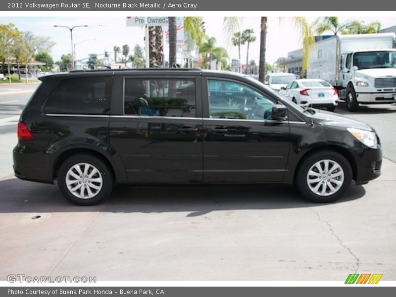 Nocturne Black Metallic / Aero Gray 2012 Volkswagen Routan SE