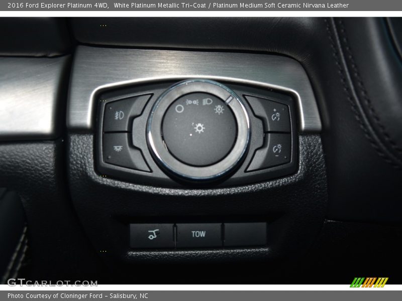 White Platinum Metallic Tri-Coat / Platinum Medium Soft Ceramic Nirvana Leather 2016 Ford Explorer Platinum 4WD