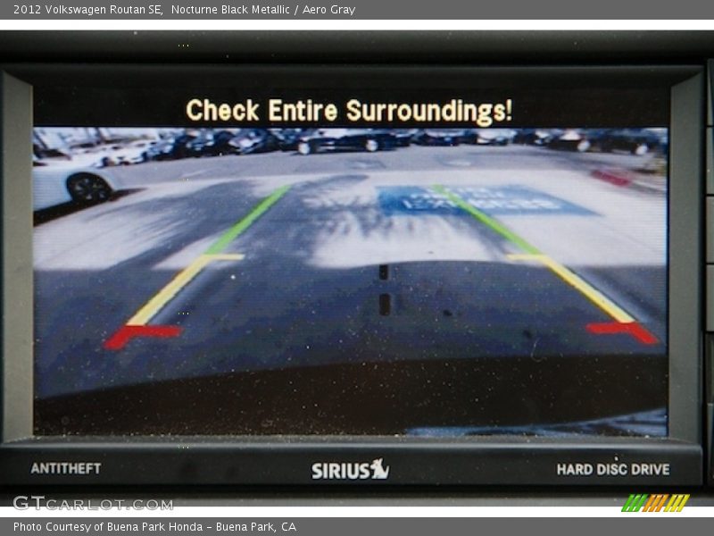 Nocturne Black Metallic / Aero Gray 2012 Volkswagen Routan SE