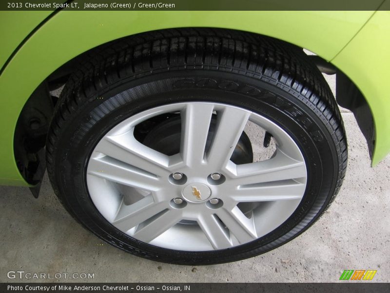 Jalapeno (Green) / Green/Green 2013 Chevrolet Spark LT