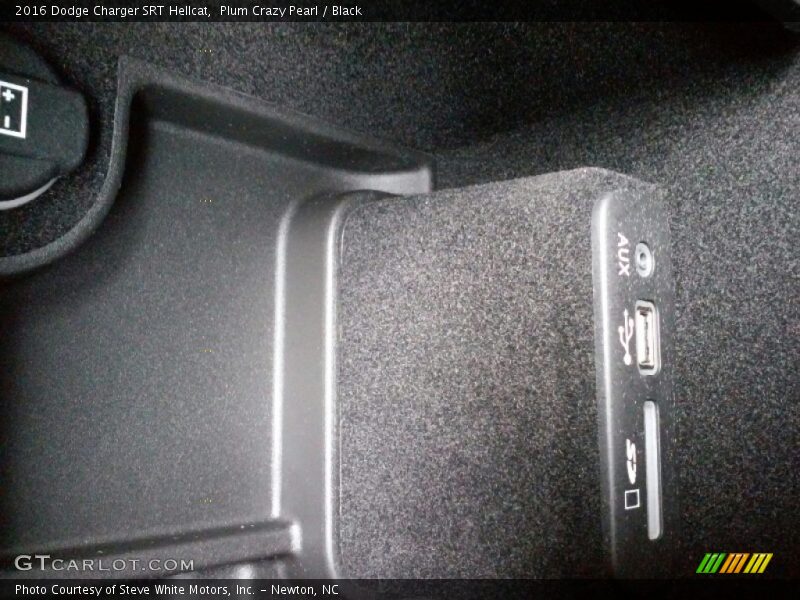 Plum Crazy Pearl / Black 2016 Dodge Charger SRT Hellcat