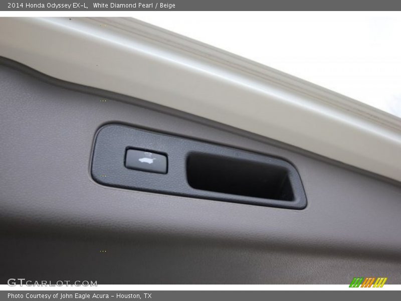 White Diamond Pearl / Beige 2014 Honda Odyssey EX-L