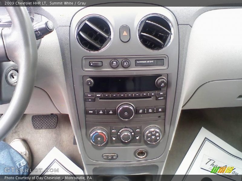 Summit White / Gray 2009 Chevrolet HHR LT