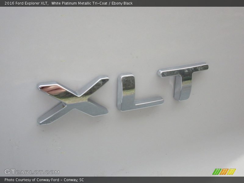 White Platinum Metallic Tri-Coat / Ebony Black 2016 Ford Explorer XLT