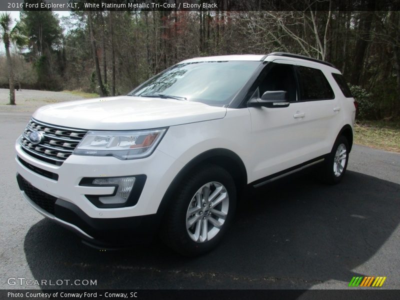 White Platinum Metallic Tri-Coat / Ebony Black 2016 Ford Explorer XLT
