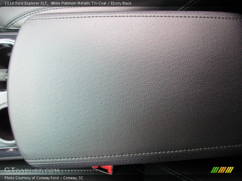 White Platinum Metallic Tri-Coat / Ebony Black 2016 Ford Explorer XLT