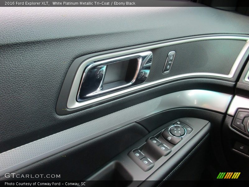 White Platinum Metallic Tri-Coat / Ebony Black 2016 Ford Explorer XLT