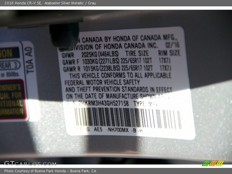 Alabaster Silver Metallic / Gray 2016 Honda CR-V SE