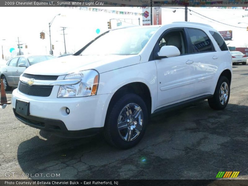 Summit White / Light Gray 2009 Chevrolet Equinox LT