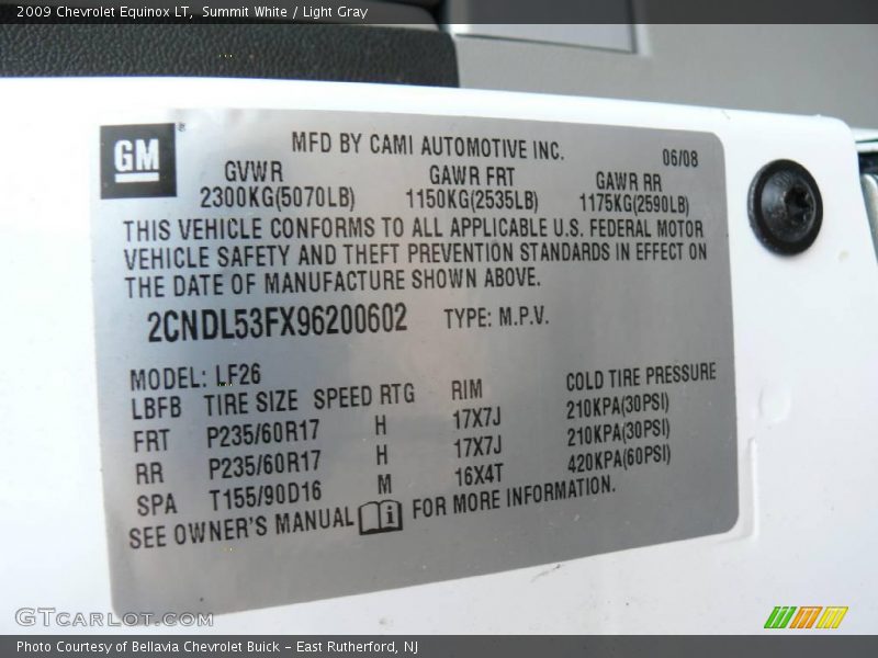 Summit White / Light Gray 2009 Chevrolet Equinox LT