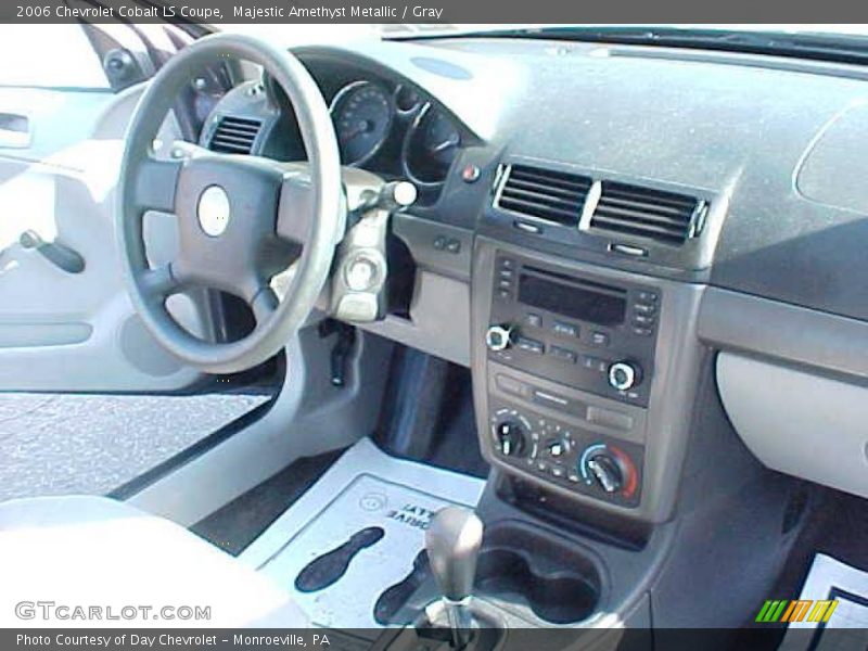 Majestic Amethyst Metallic / Gray 2006 Chevrolet Cobalt LS Coupe