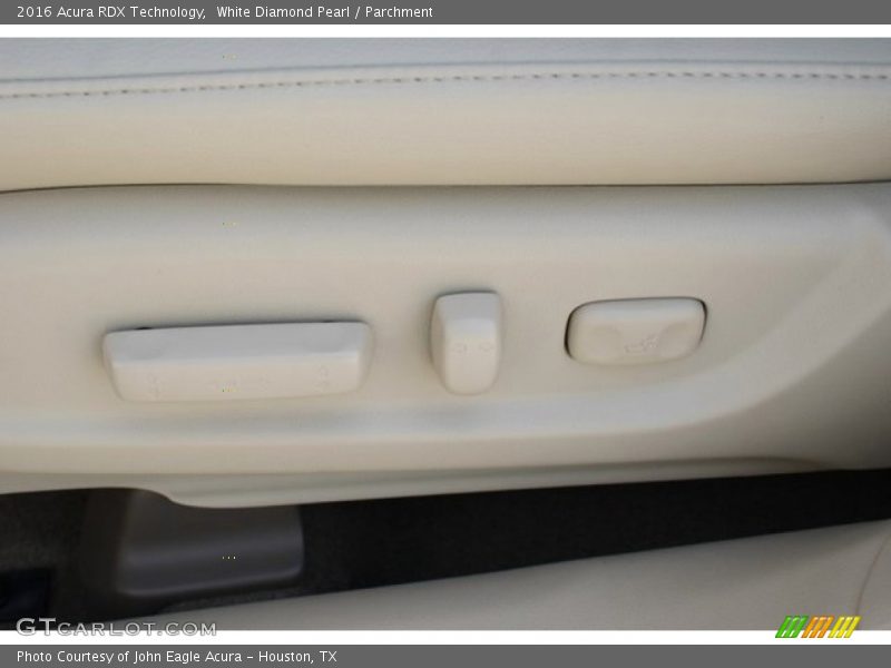 White Diamond Pearl / Parchment 2016 Acura RDX Technology