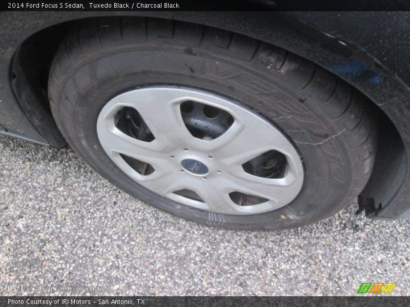 Tuxedo Black / Charcoal Black 2014 Ford Focus S Sedan