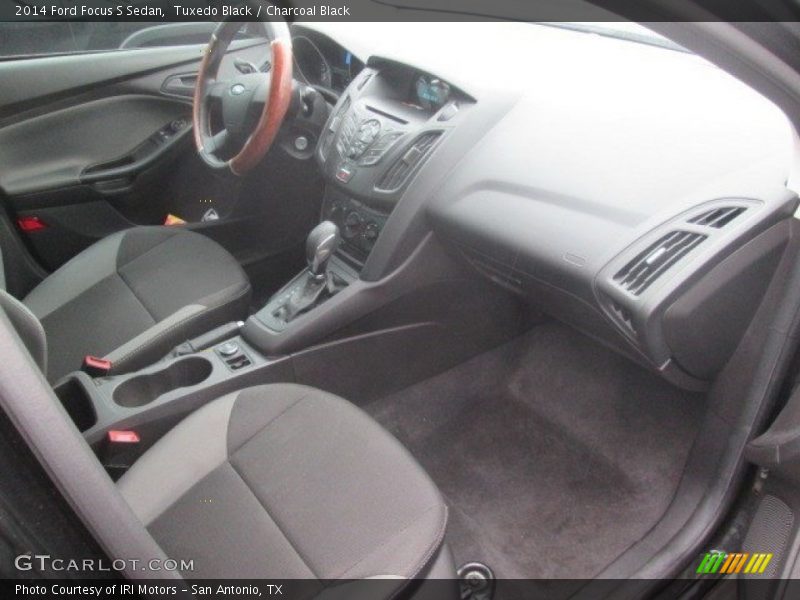 Tuxedo Black / Charcoal Black 2014 Ford Focus S Sedan