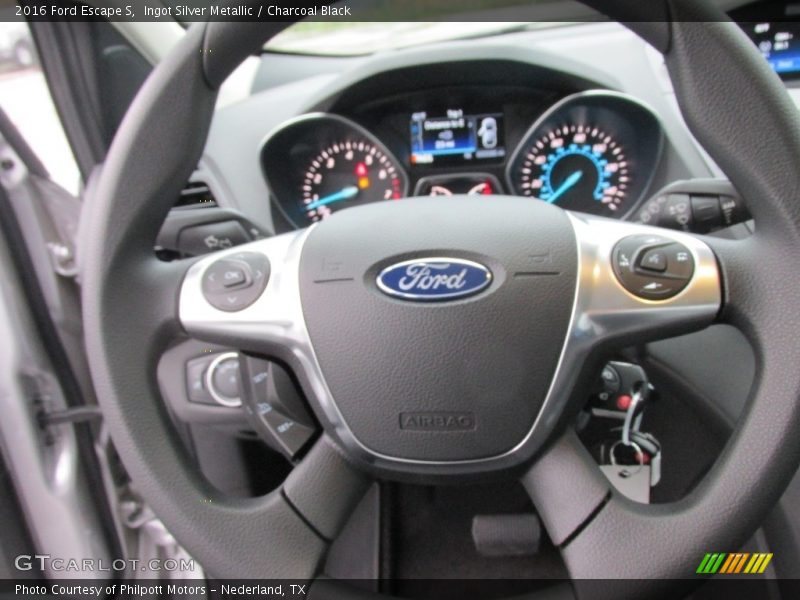 Ingot Silver Metallic / Charcoal Black 2016 Ford Escape S