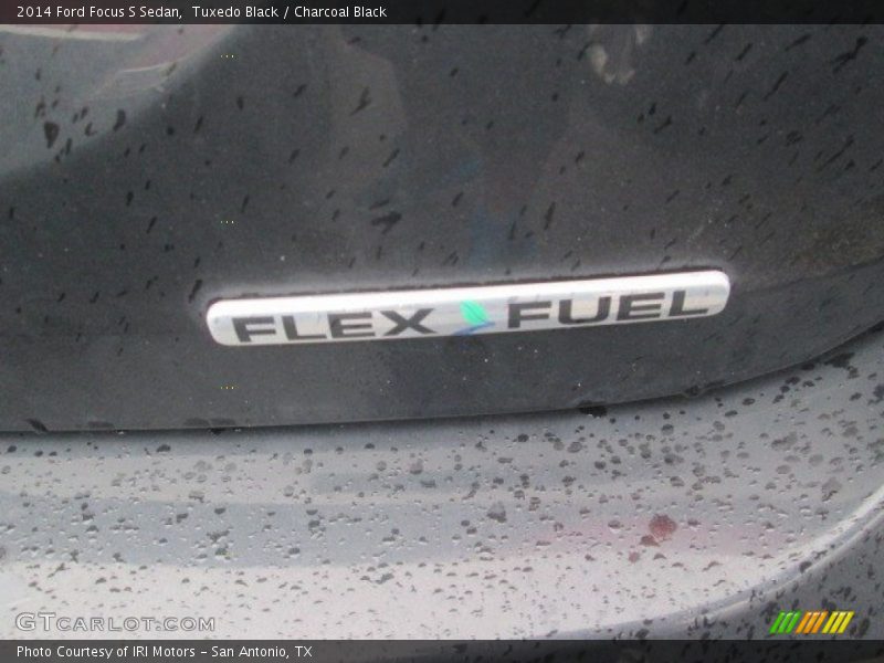 Tuxedo Black / Charcoal Black 2014 Ford Focus S Sedan