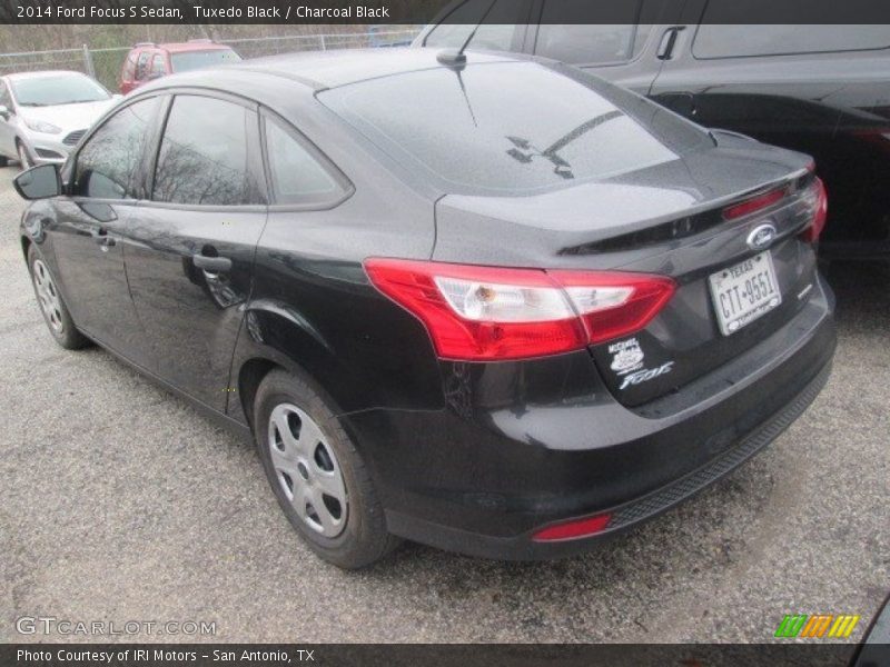 Tuxedo Black / Charcoal Black 2014 Ford Focus S Sedan