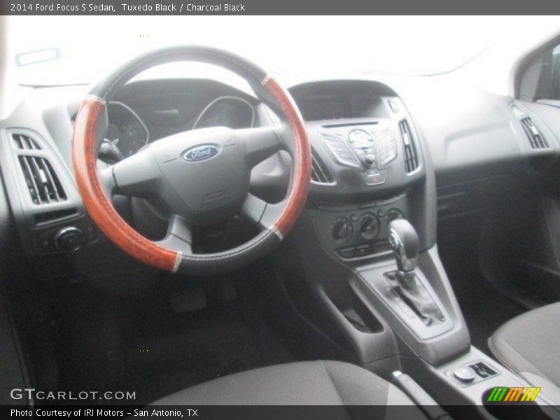 Tuxedo Black / Charcoal Black 2014 Ford Focus S Sedan