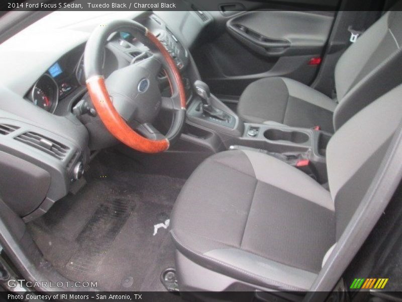 Tuxedo Black / Charcoal Black 2014 Ford Focus S Sedan