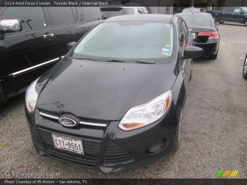 Tuxedo Black / Charcoal Black 2014 Ford Focus S Sedan
