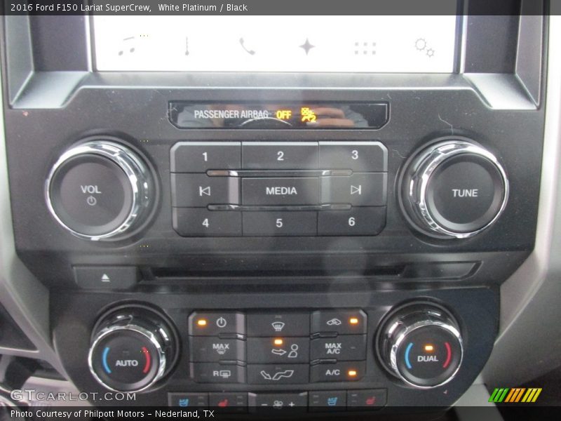 White Platinum / Black 2016 Ford F150 Lariat SuperCrew