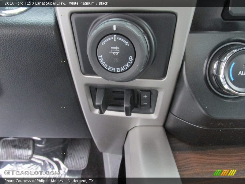 White Platinum / Black 2016 Ford F150 Lariat SuperCrew