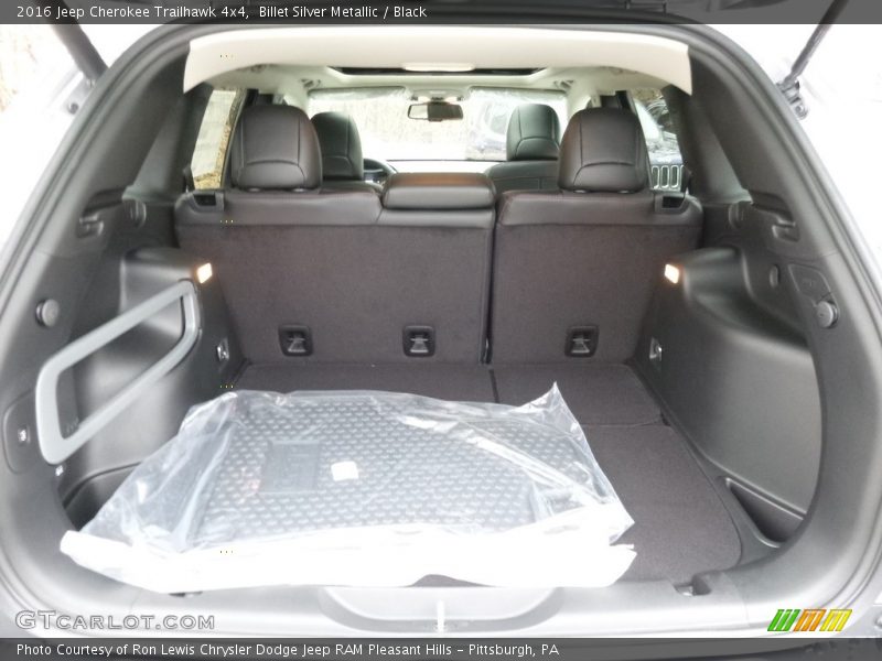 Billet Silver Metallic / Black 2016 Jeep Cherokee Trailhawk 4x4