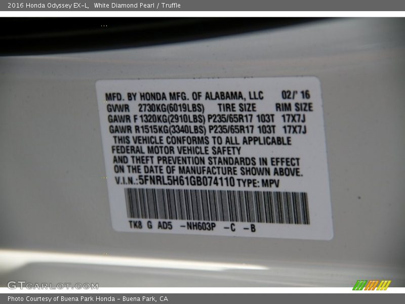 White Diamond Pearl / Truffle 2016 Honda Odyssey EX-L