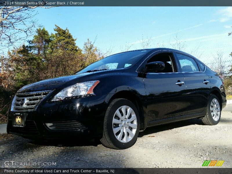 Super Black / Charcoal 2014 Nissan Sentra SV