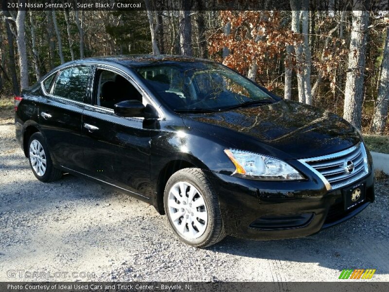 Super Black / Charcoal 2014 Nissan Sentra SV