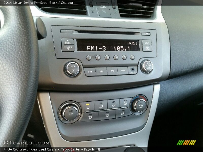 Super Black / Charcoal 2014 Nissan Sentra SV