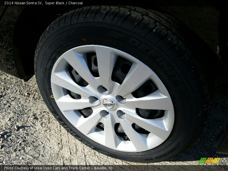 Super Black / Charcoal 2014 Nissan Sentra SV