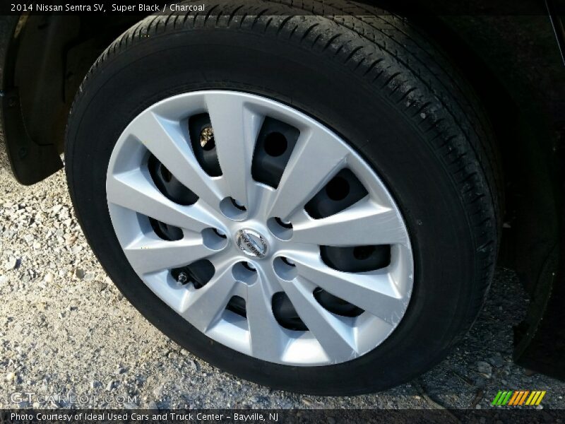 Super Black / Charcoal 2014 Nissan Sentra SV